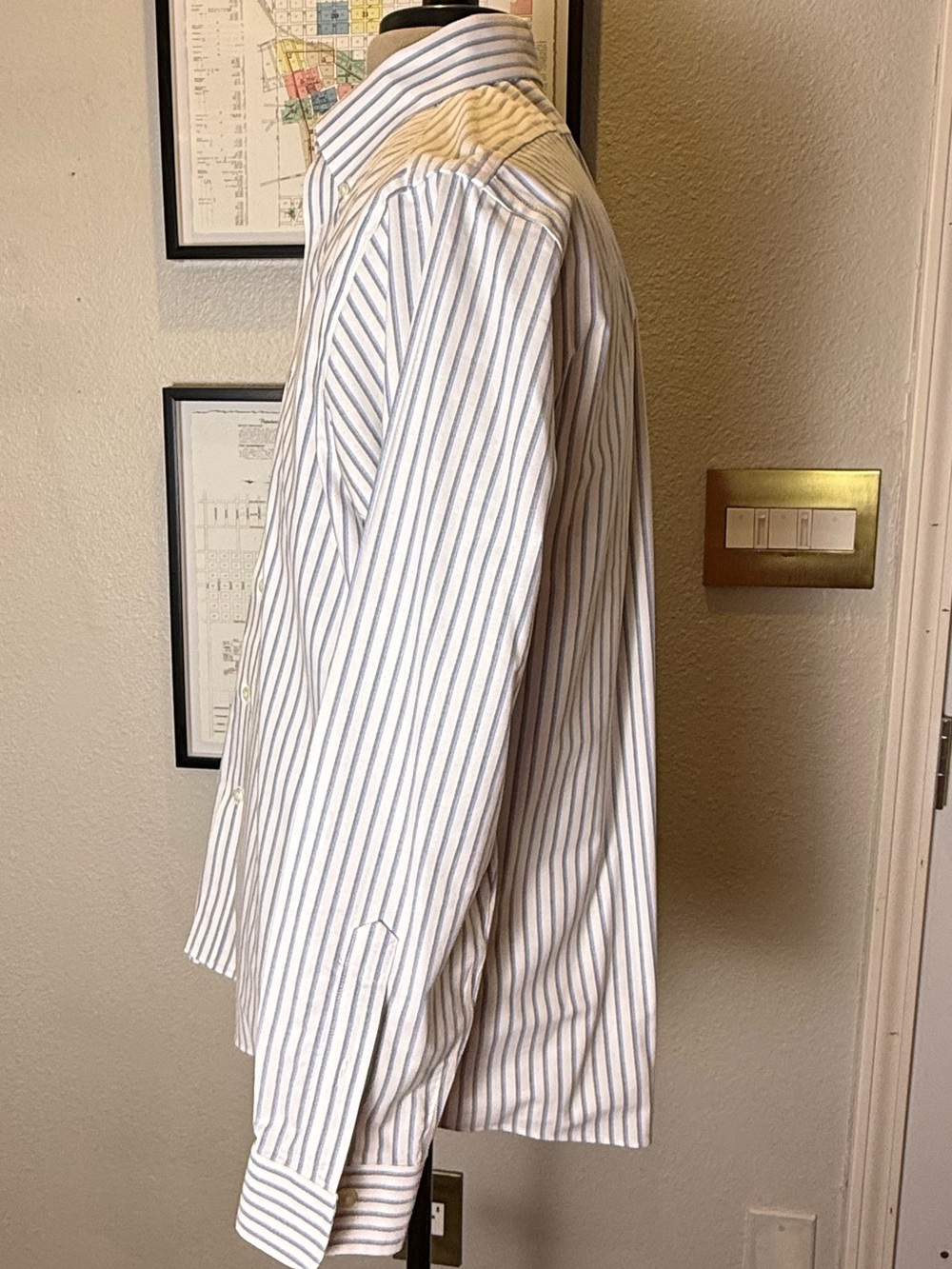 Brooks Brothers Regular Fit L Blue White Stripe Non-Iron Button-Down Shirt - Picture 3 of 9